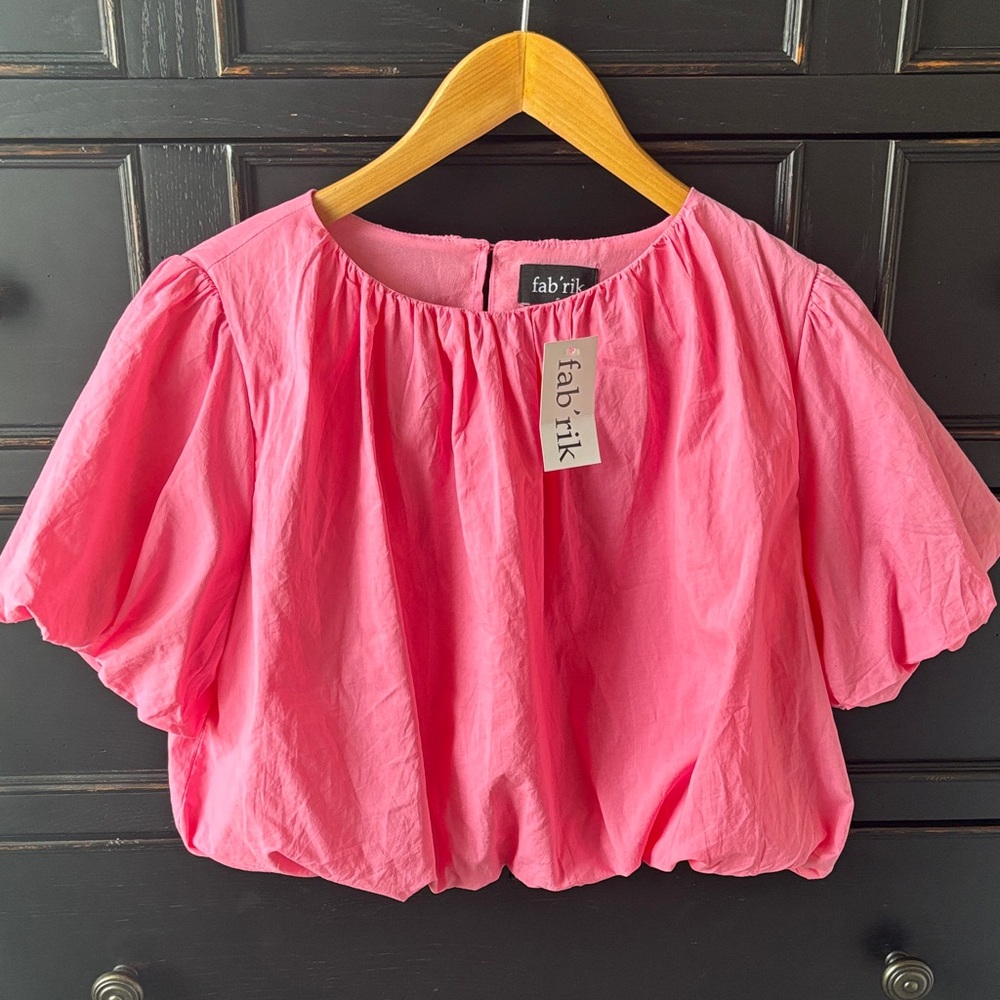 NWT Fab’rik size S ‘Megan’ Short Sleeved Bubble Blouse in Pink 100% Cotton